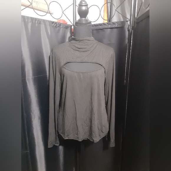 SHEIN Black Ribbed Cutout Top Ribbed Women's Size 1XL Sexy Bodycon - Picture 2 of 5